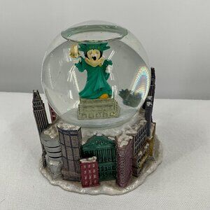 Mickey Mouse Statue Of Liberty Musical Snow Globe With New York City Skyline Bas